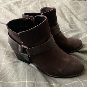 MOSSIMO SUPPLY CO Black Heels